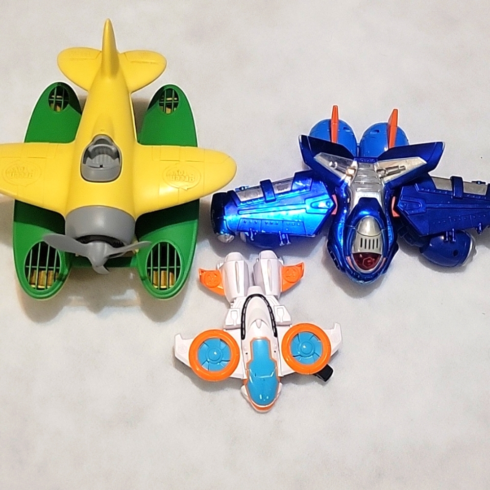 Random toys